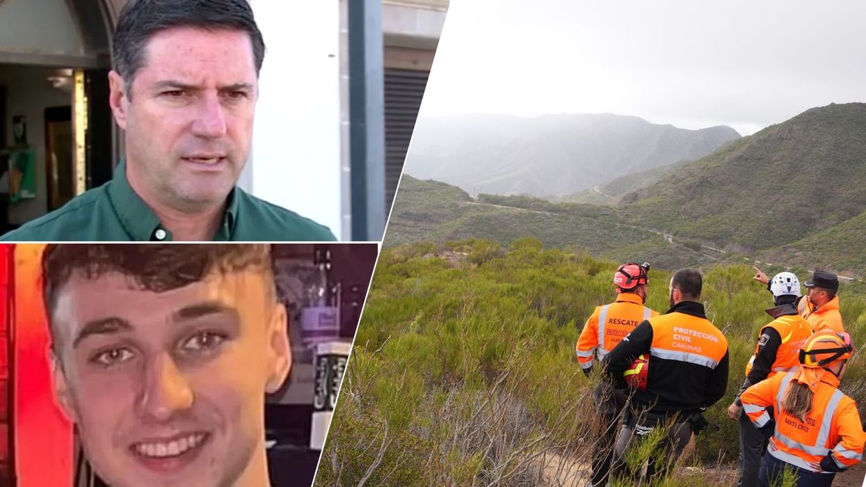 Jay Slater and Mayor Emilio Jose Navarro