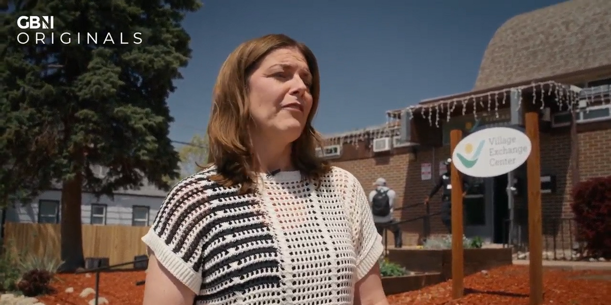 NextImg:US migrant charity worker REFUSES to say whether illegal criminals should be deported