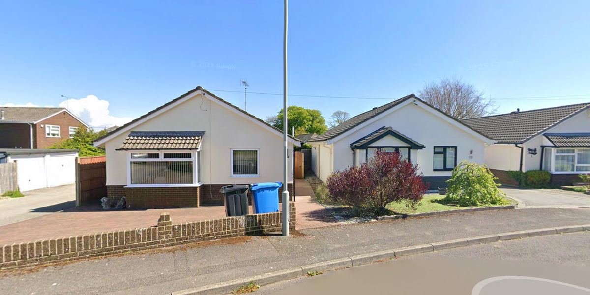 NextImg:Neighbours face £100k bill over five-year wooden fence row in quiet cul-de-sac