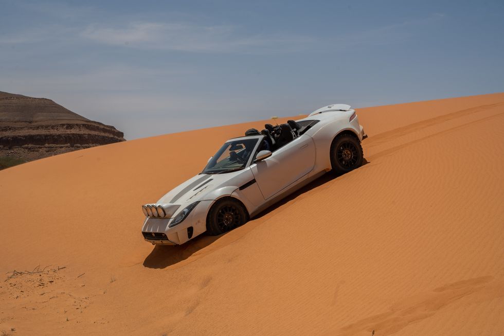 Jeremy Clarkson and the Jaguar F-Type V6 Supercharged VS