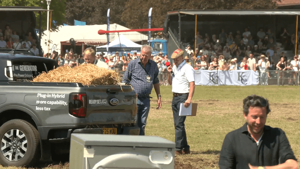 Jeremy Clarkson Ford Ranger challenege