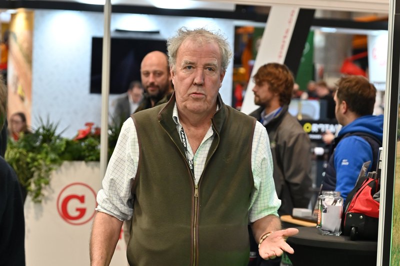 Jeremy Clarkson fumes 'small boats NOT the country's biggest problem' as he rips into nation's police
