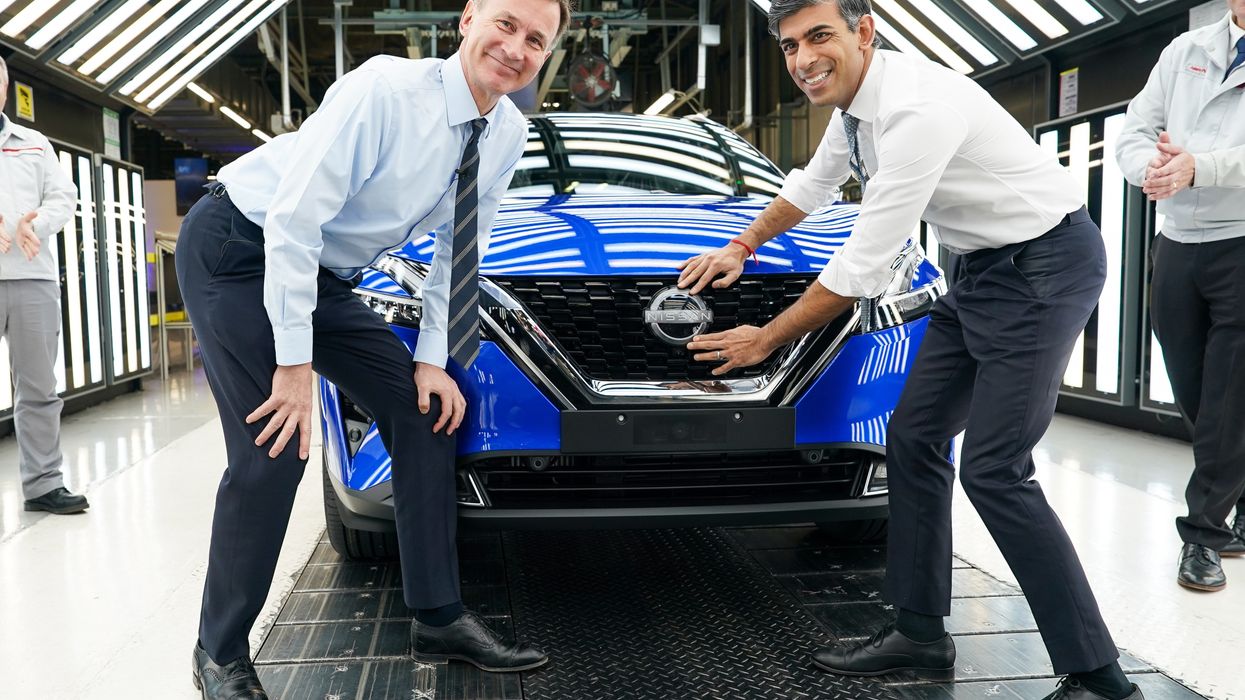 Jeremy Hunt and Rishi Sunak at the Nissan EV factory