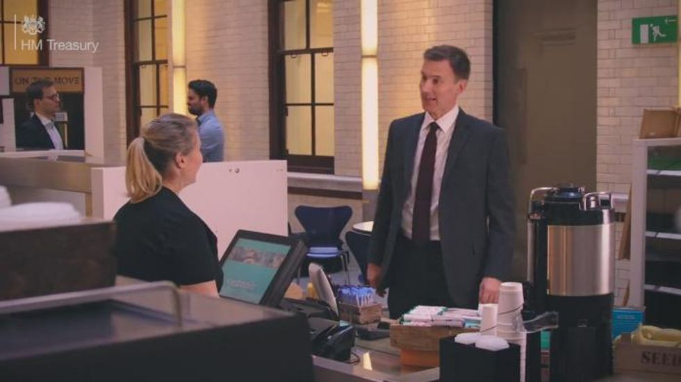 Jeremy Hunt in cringe-worthy video using coffee cups to explain inflation - WATCH