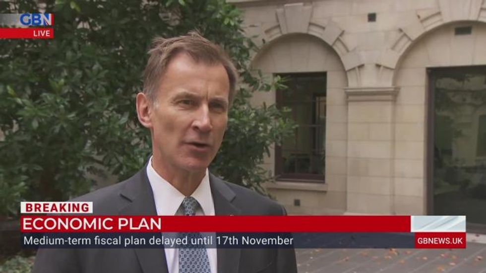 Downing Street delays fiscal statement following Sunak appointment