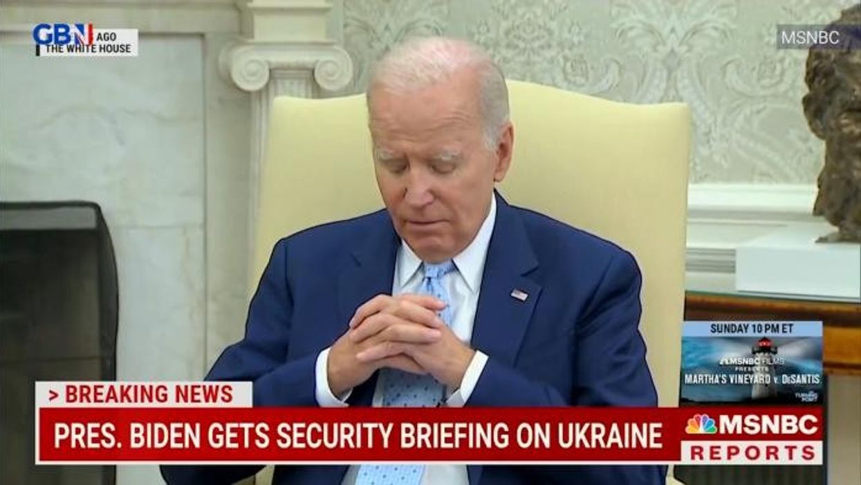 Joe Biden stumbles through pre-written note cards as he forgets 'Pacific'