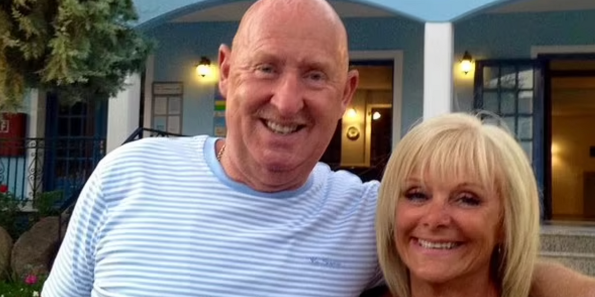 NextImg:British couple who mysteriously died on holiday were staying next to room fumigated for bed bugs
