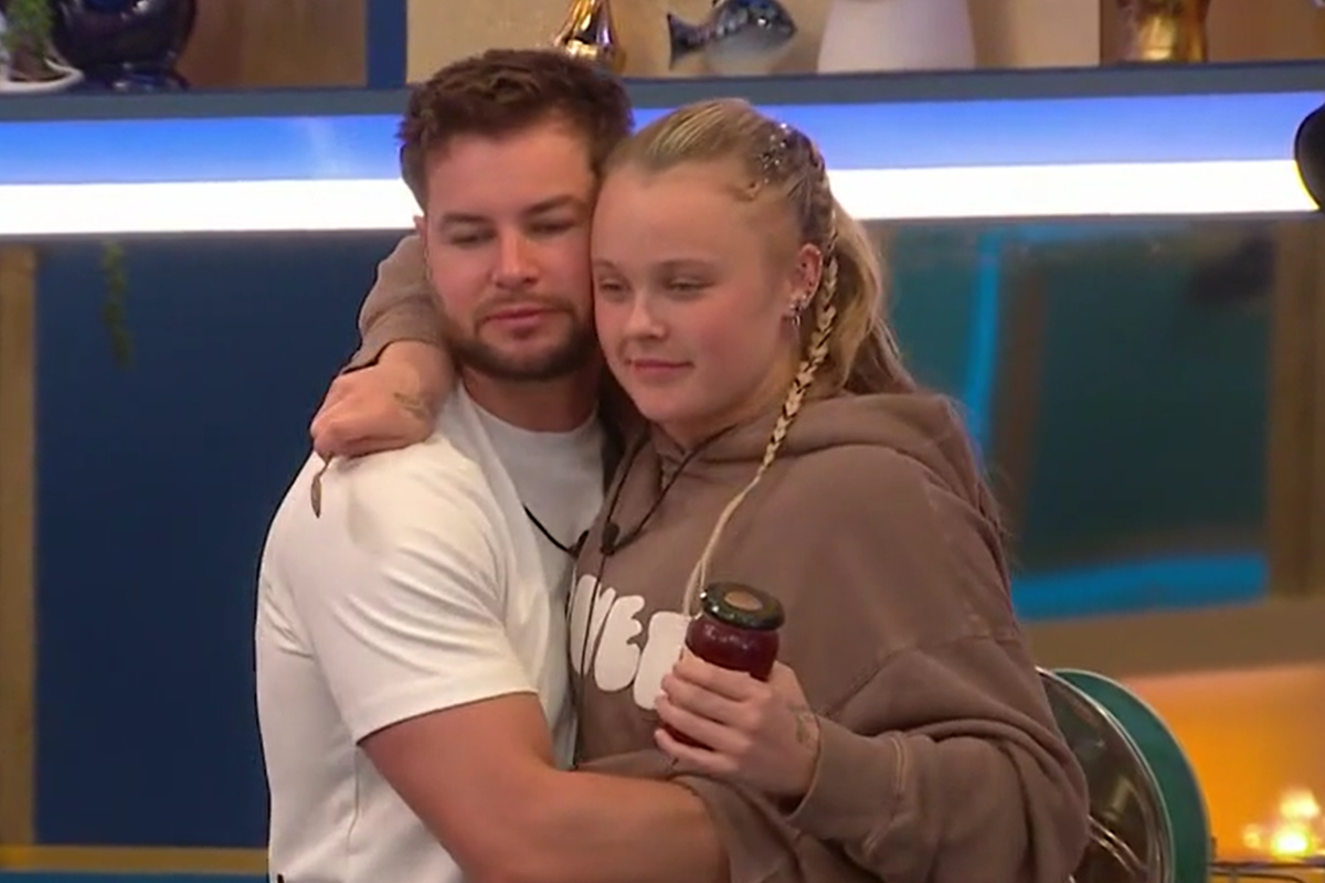 JoJo Siwa and Chris Hughes