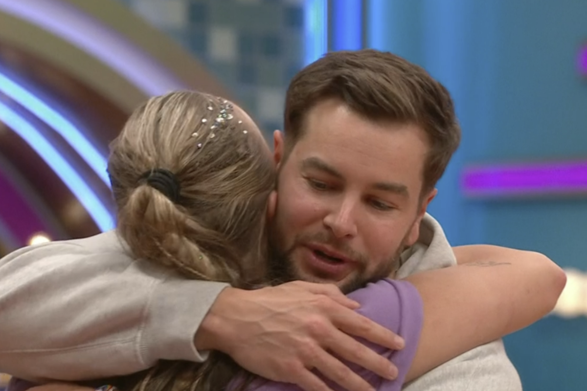 JoJo Siwa and Chris Hughes