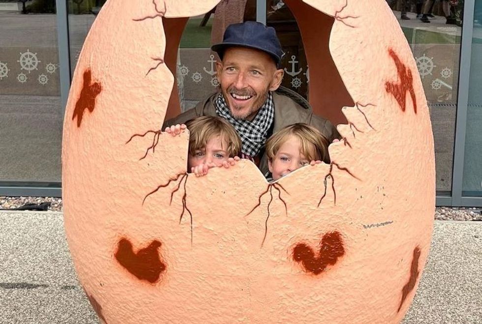 Jonnie Irwin and his children