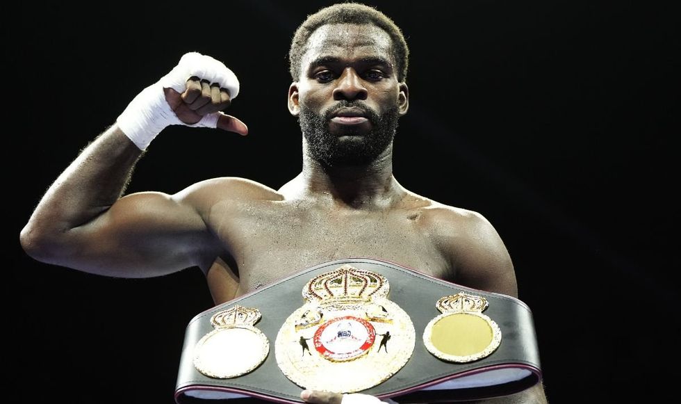 Joshua Buatsi won in controversial settings against Zach Parker