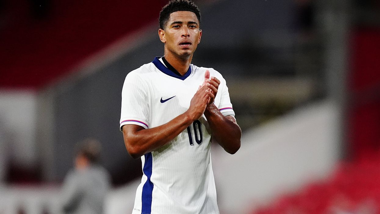 Jude Bellingham has spoken candidly about the pressures of modern football, admitting that he has long hidden behind what he calls a “macho” image to mask moments of vulnerability