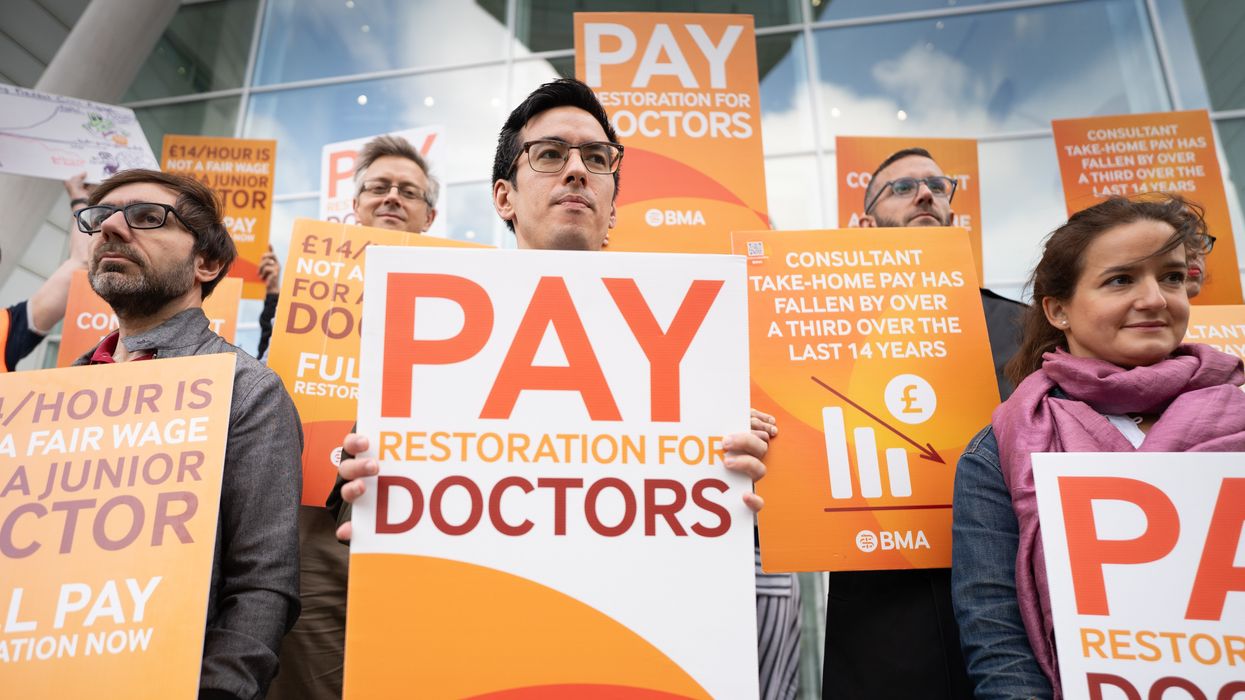 Junior doctors and consultants strike