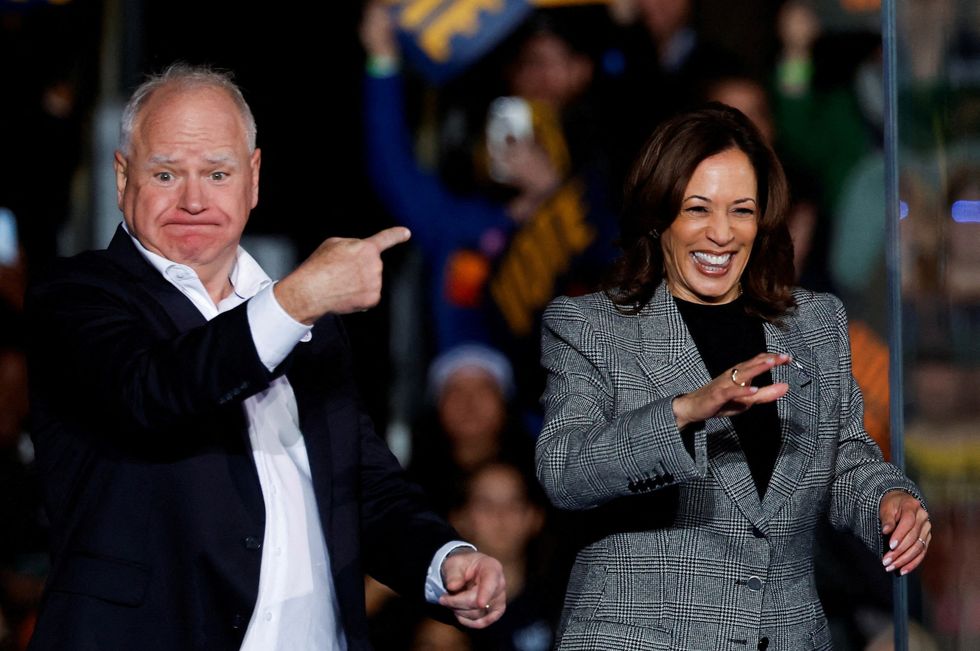 K\u200bamala Harris and Democractic Vice-Presidential candidate Tim Walz