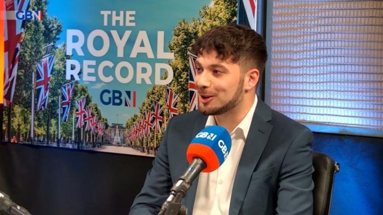 Prince Louis comforted by Prince William during latest major appearance