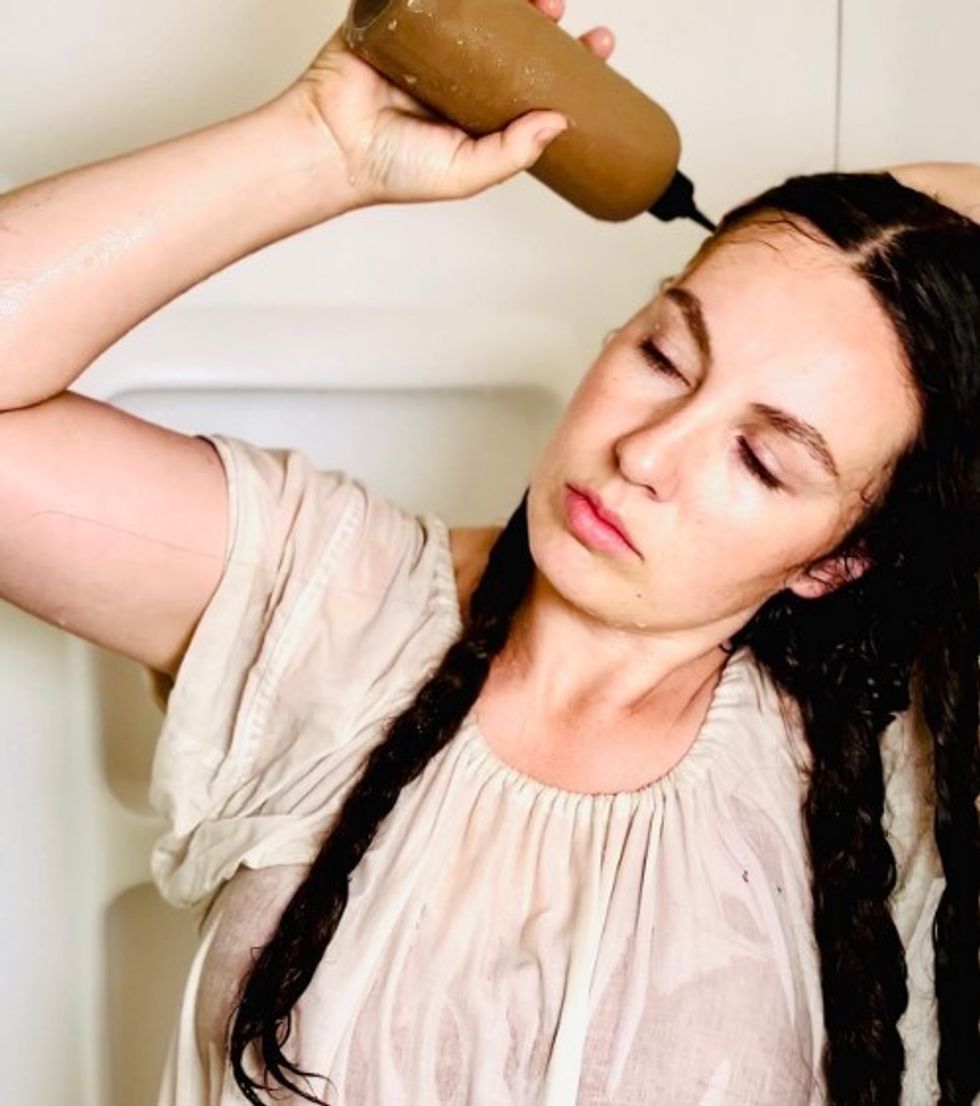 katherine applying product