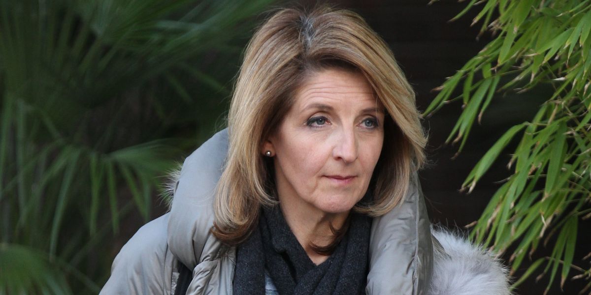 Kaye Adams ‘preparing to sue BBC’ following Loose Women star’s radio show axe Kaye Adams ‘preparing to sue BBC’ following Loose Women star’s radio show axe