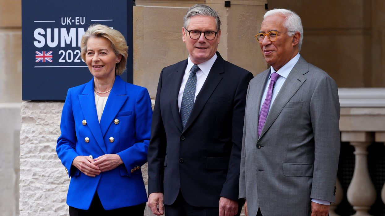 Keir Starmer alongside Ursula von der Leyen