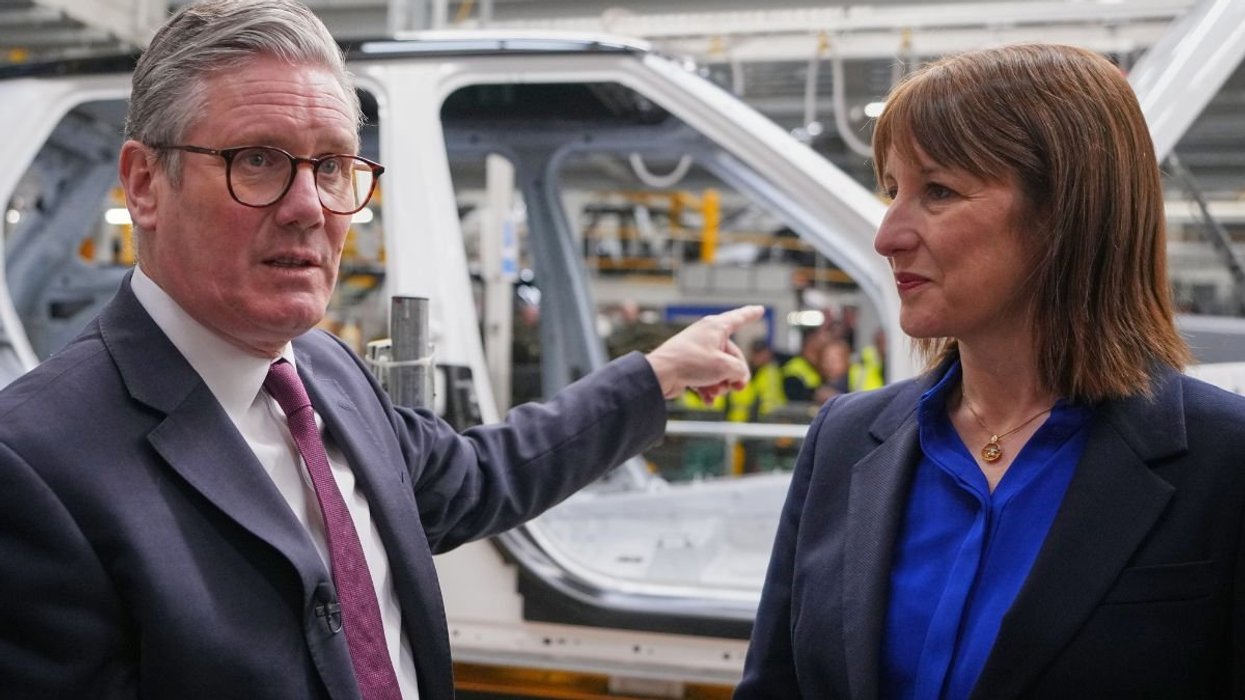 Keir Starmer and Rachel Reeves at a JLR factory