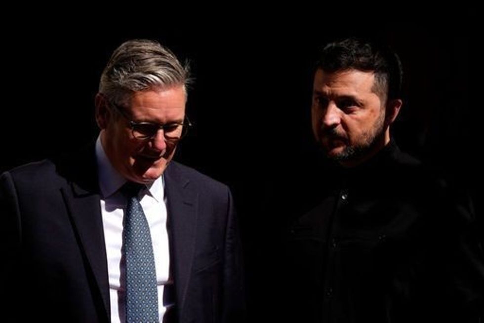 Keir Starmer and Volodymyr Zelensky