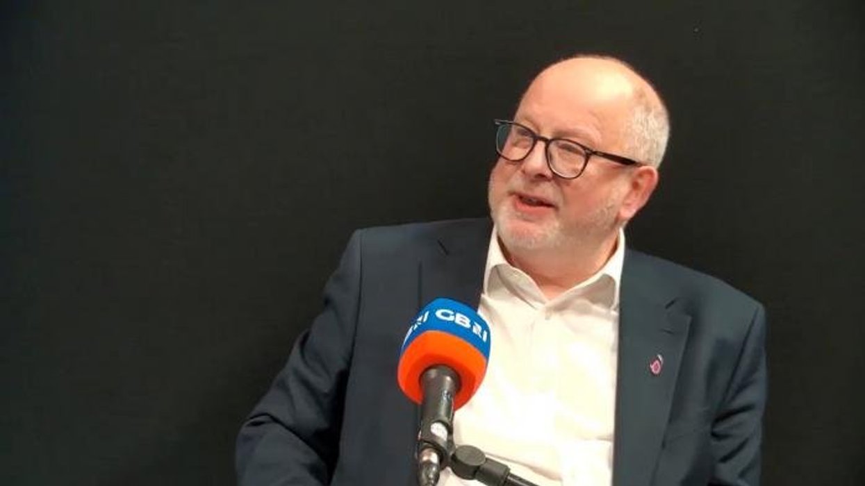 Keir Starmer told by Labour MP to follow Donald Trump’s lead in tackling ‘completely unacceptable’ migrant crisis