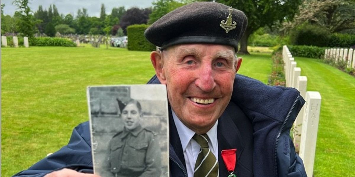 NextImg:'Like a boy scouts adventure': One of Yorkshire's last D-Day veterans shares his story