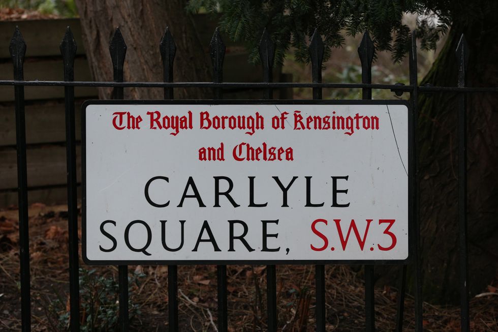 Kensington and Chelsea street sign