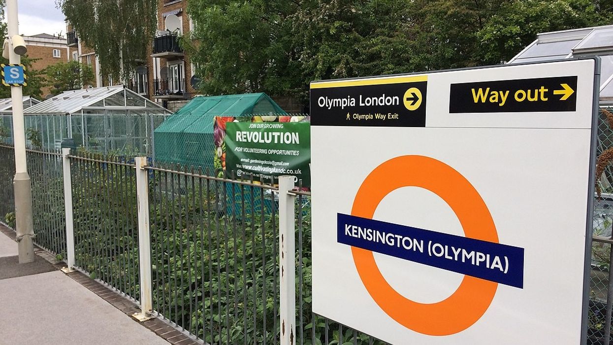 Kensington Olympia tube station