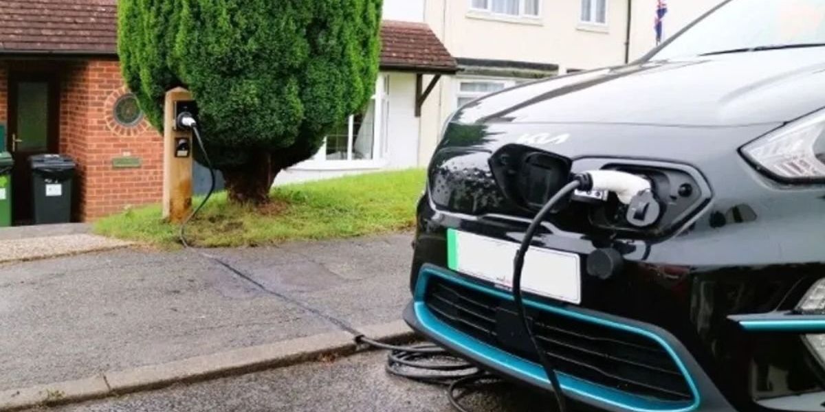 Councils failing to apply for £25m in funding for revolutionary EV pavement chargers Councils failing to apply for £25m in funding for revolutionary EV pavement chargers