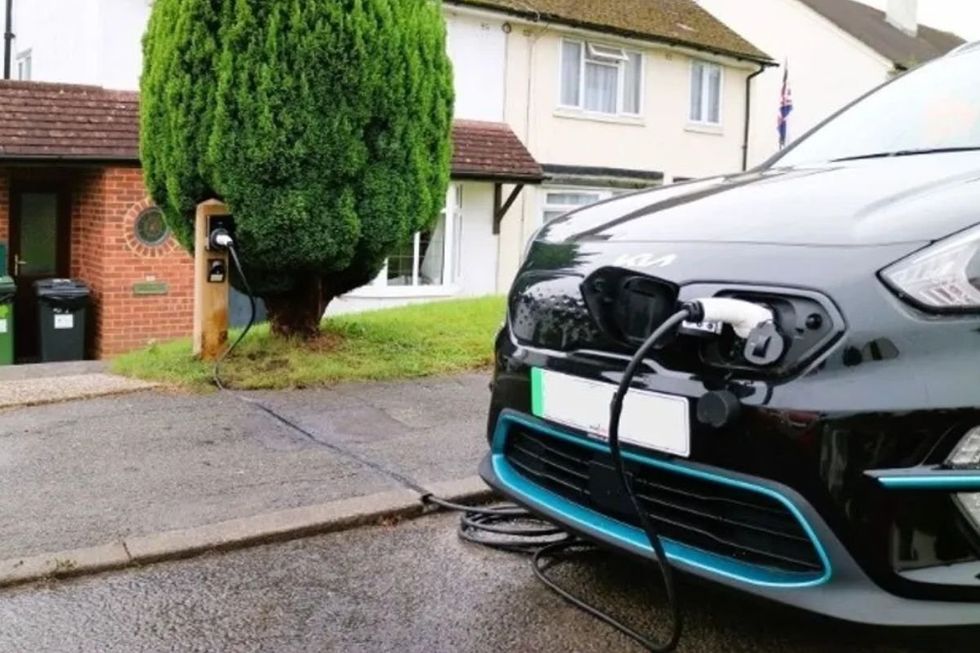 Kerbo Charge electric car charging cable