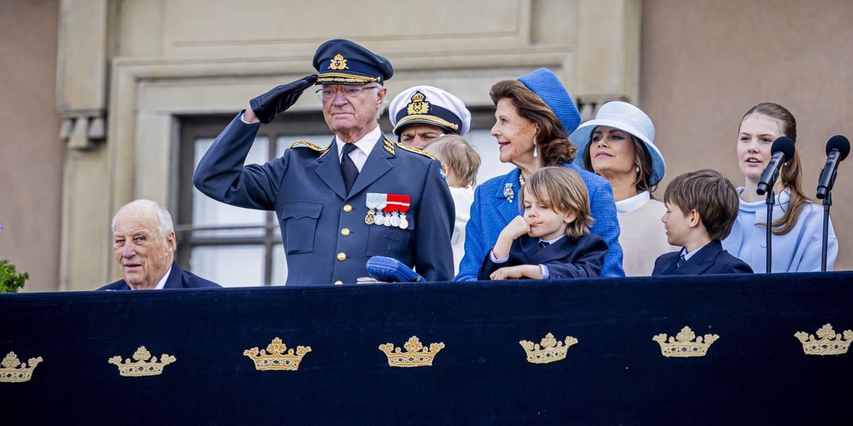 Royal fans hit out as British monarchy skips birthday milestone: ‘Insulting’ Royal fans hit out as British monarchy skips birthday milestone: ‘Insulting’