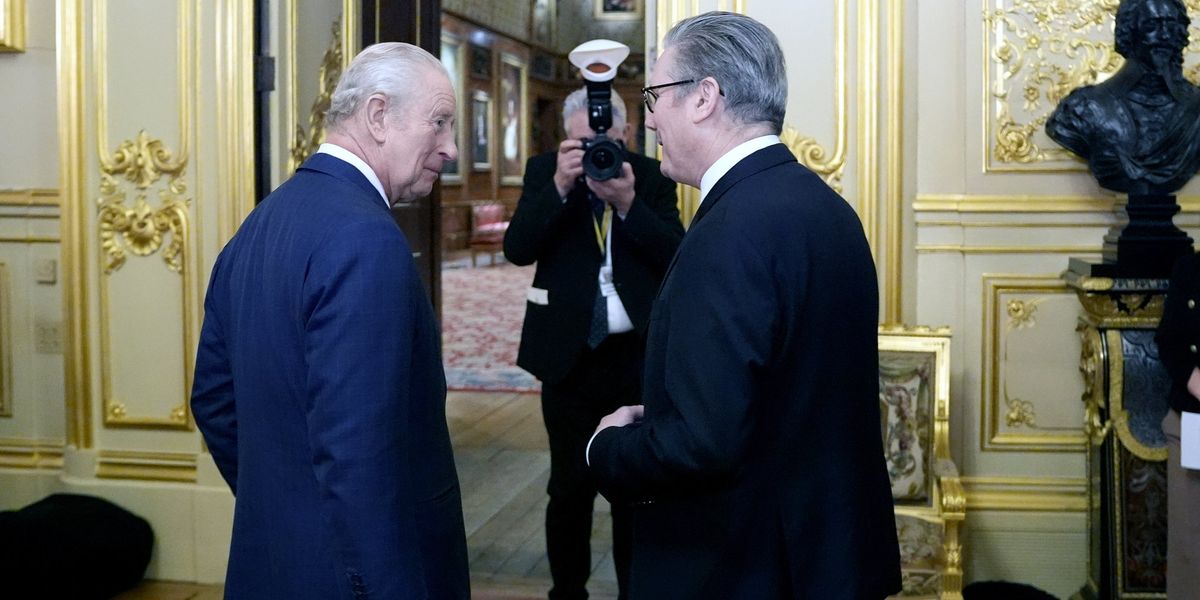 King Charles welcomes Sir Keir Starmer and Lady Victoria Starmer to royal residence King Charles welcomes Sir Keir Starmer and Lady Victoria Starmer to royal residence