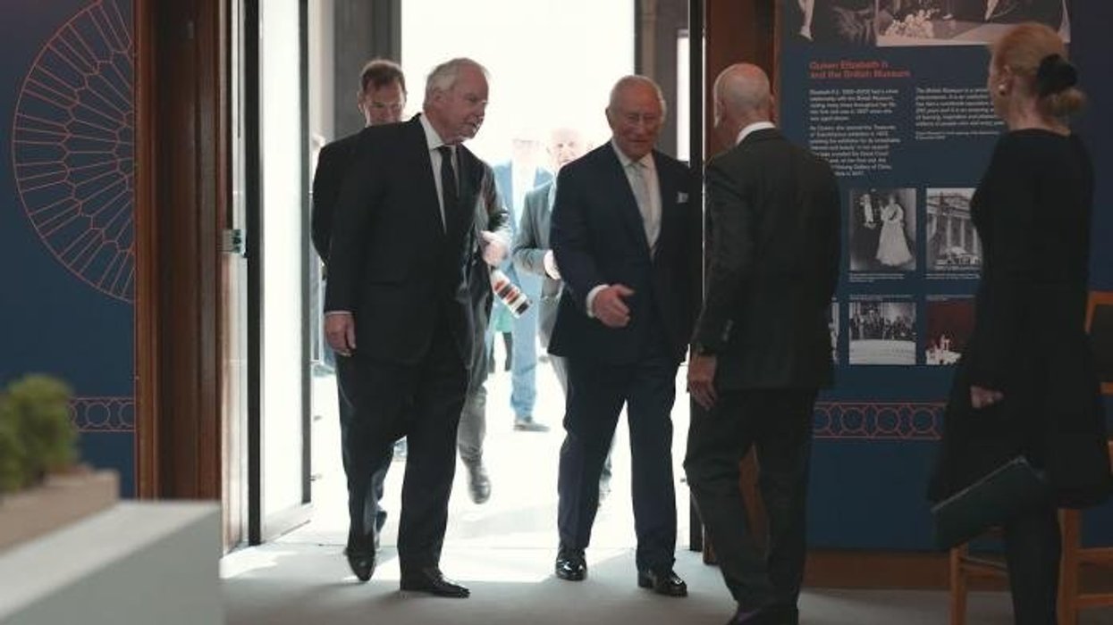 Royal fans blast 'mediocre' Elizabeth II statue: 'Looks nothing like our beautiful Queen!'