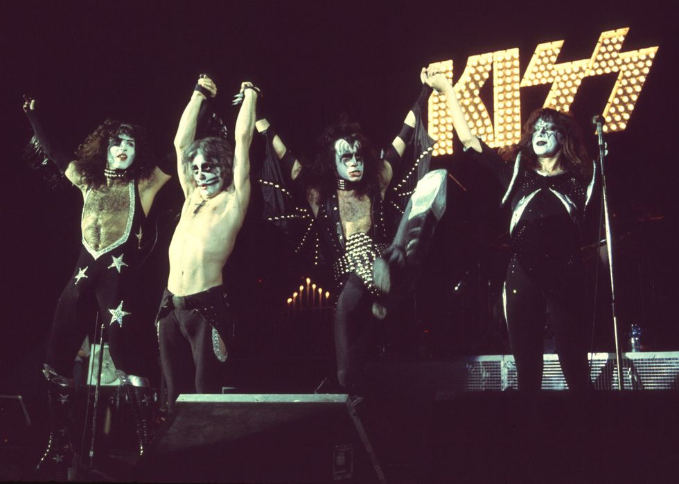 Kiss