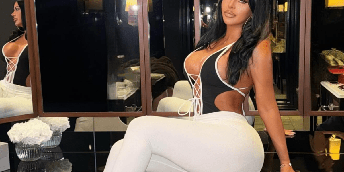 Klaudia Zakrzewska dies after being hit by car outside club Klaudia Zakrzewska dies after being hit by car outside club