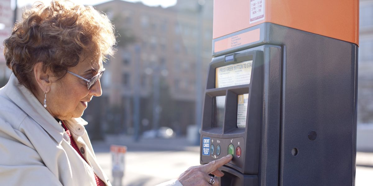 Parking row as Warwickshire grandmother, 81, slapped with £270 fine despite being unable to pay at broken meter Parking row as Warwickshire grandmother, 81, slapped with £270 fine despite being unable to pay at broken meter