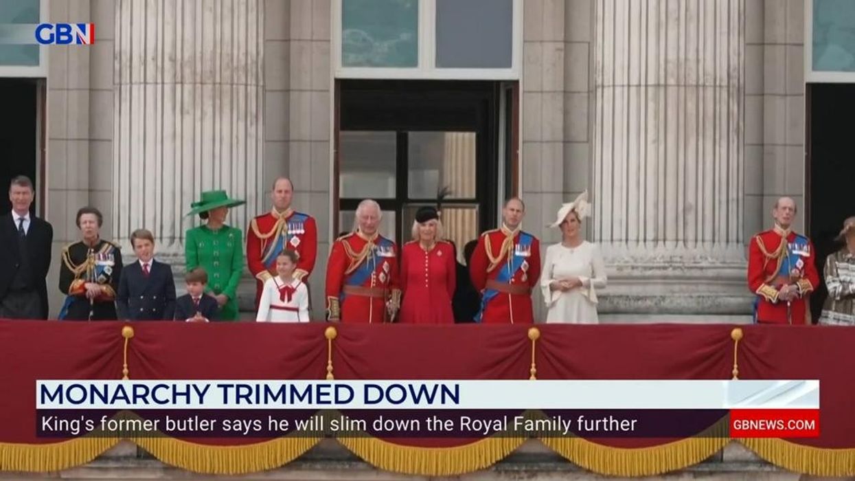 'Rank hypocrisy!' Meghan and Harry blasted by Lady C for racking up thousands of air miles