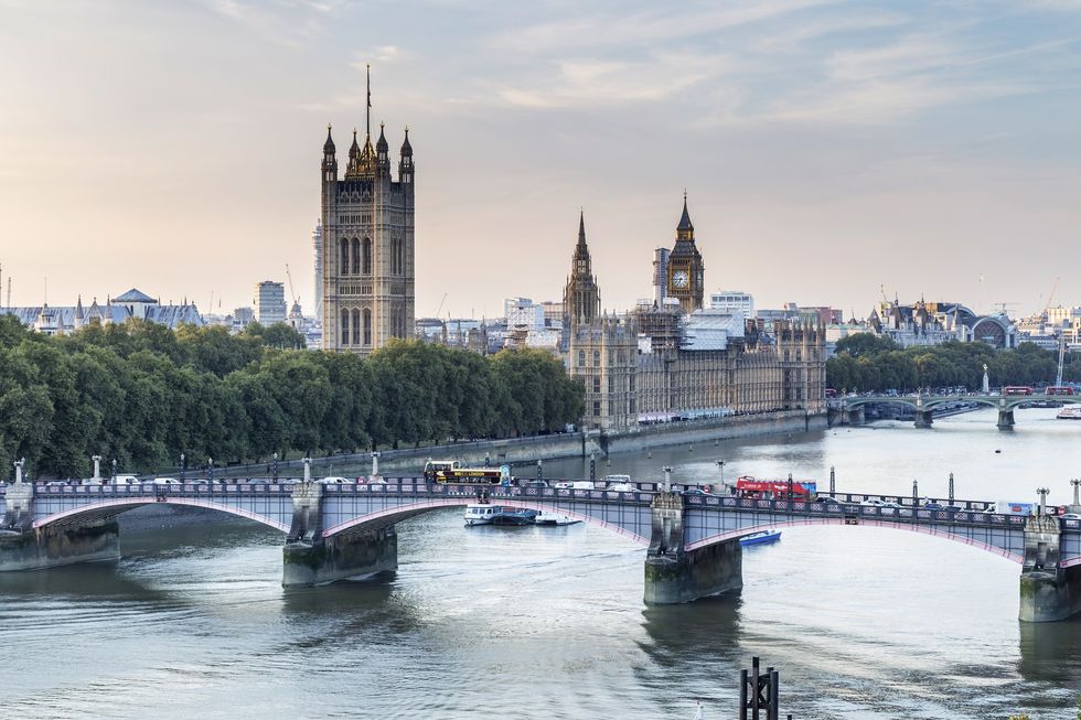 Lambeth Bridge
