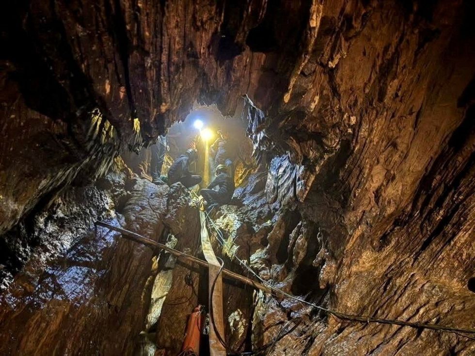 Laos cave rescue