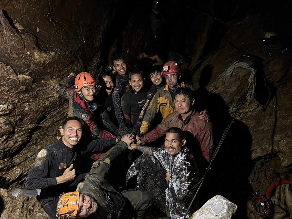 Laos cave rescue