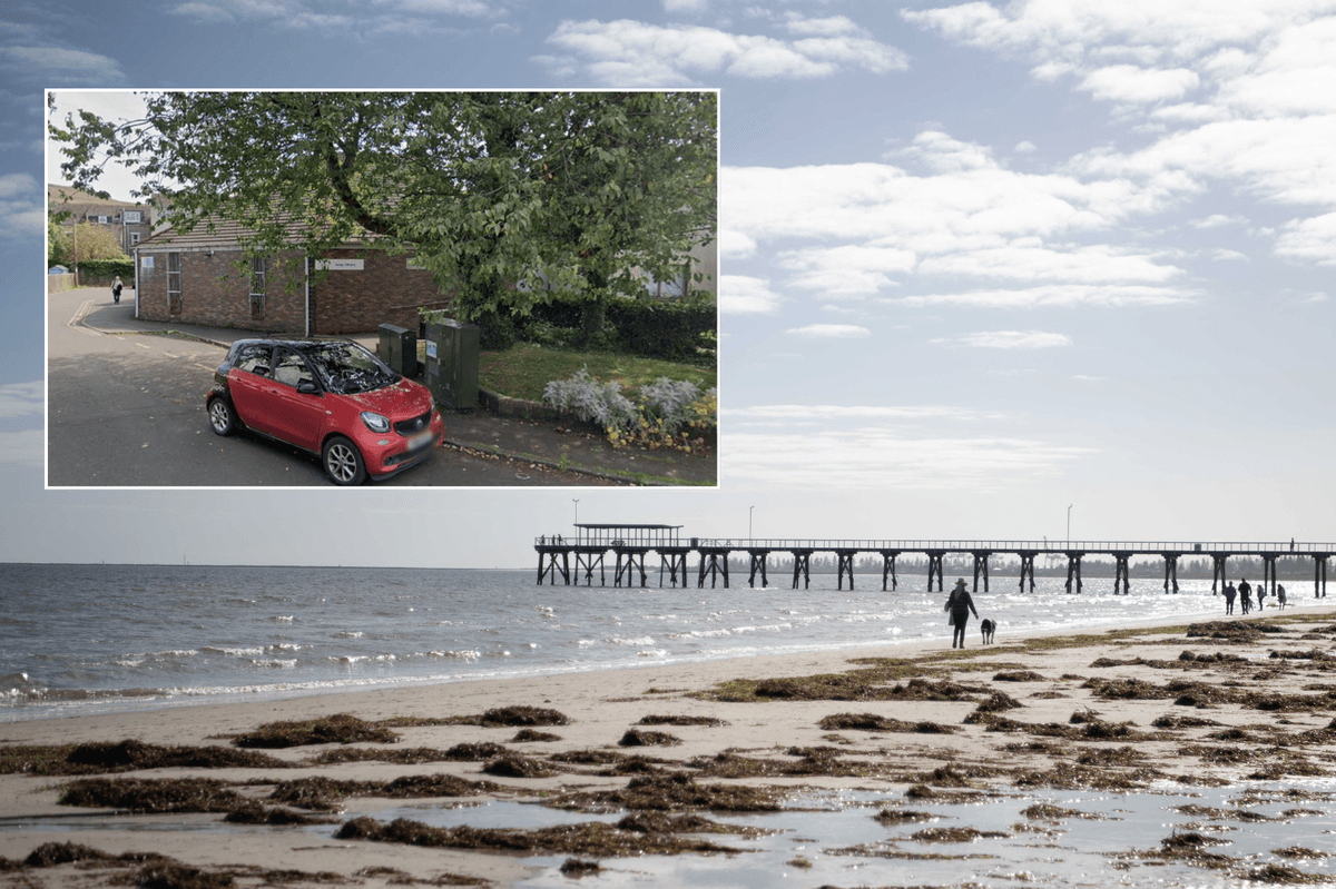 Largs beach / Largs Library
