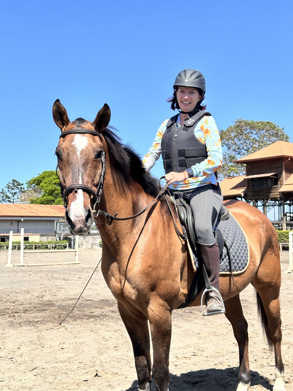 Larissa Banting riding a horse