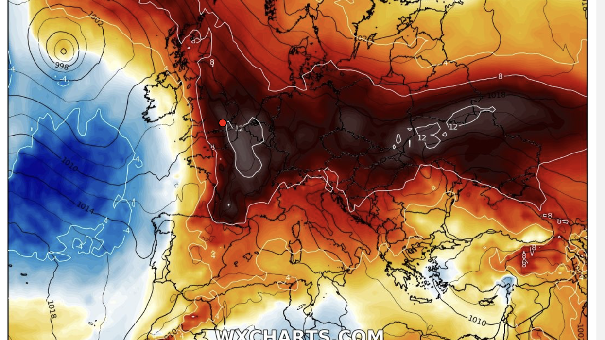 Late-month temperature surge