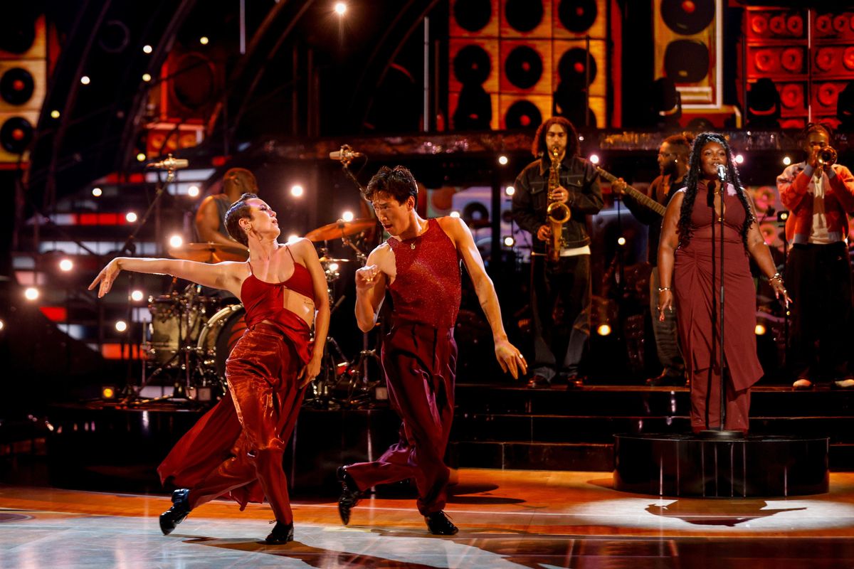 Lauren Oakley and Carlos Gu