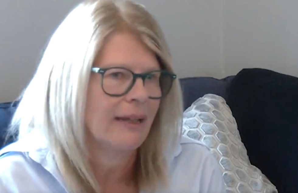 Lauren's mother has called on the England team to perform a gesture in memory of her late daughter.