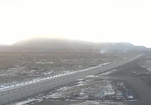 Lava bubbling by the Icelandic road