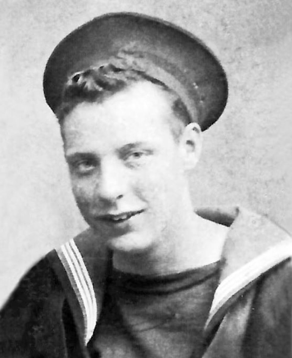Les Underwood young