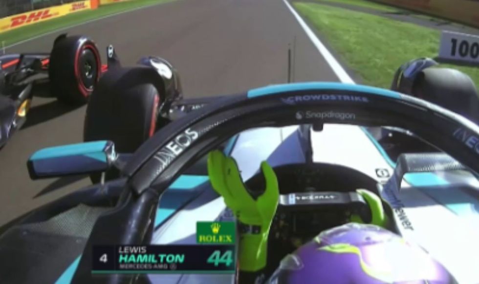 Lewis Hamilton apologised to Max Verstappen