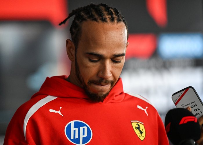 Lewis Hamilton endured a difficult qualifying session at the Japanese Grand Prix, crossing the line in sixth position and trailing pole-sitter Andrea Kimi Antonelli by 0.789 seconds