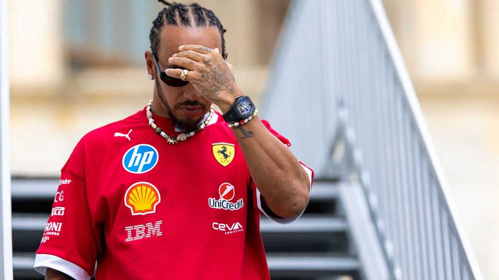 Lewis Hamilton announces family tragedy as F1 legend makes 'hardest decision of his life'
